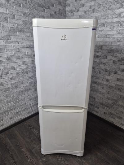 Холодильник INDESIT BL 1601 Холодильник INDESIT BL 1601